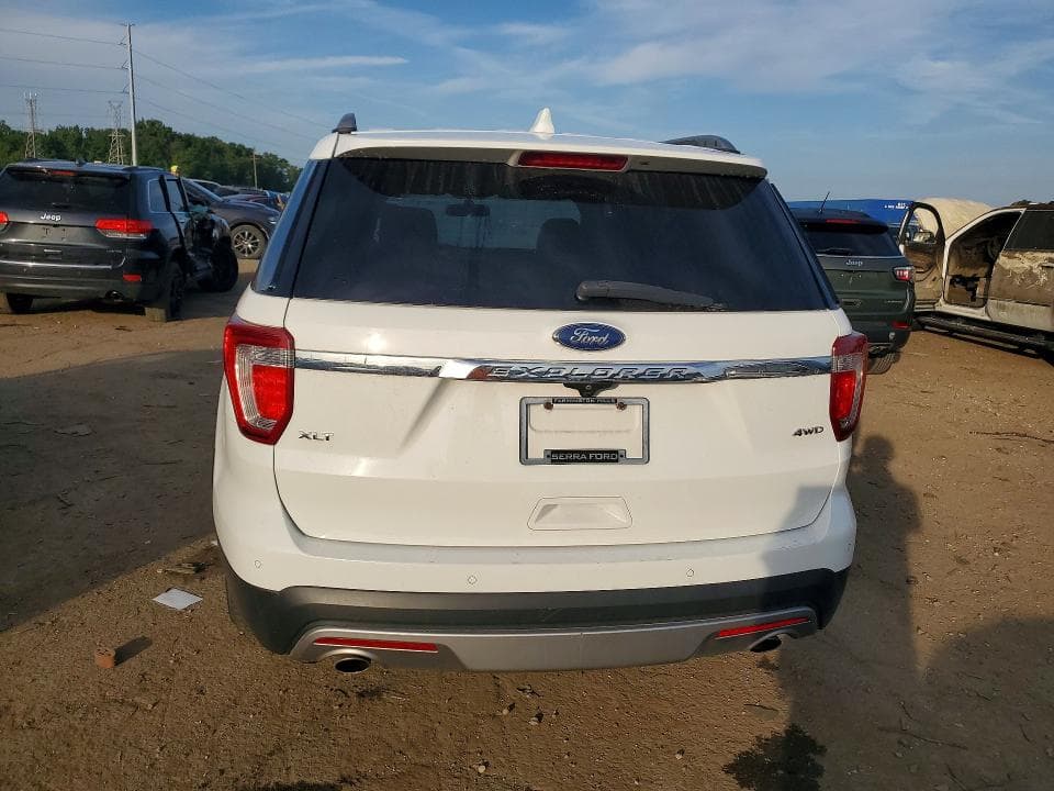 2017 FORD EXPLORER XLT 6