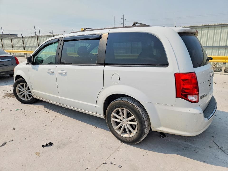 2018 DODGE GRAND CARAVAN SE 2