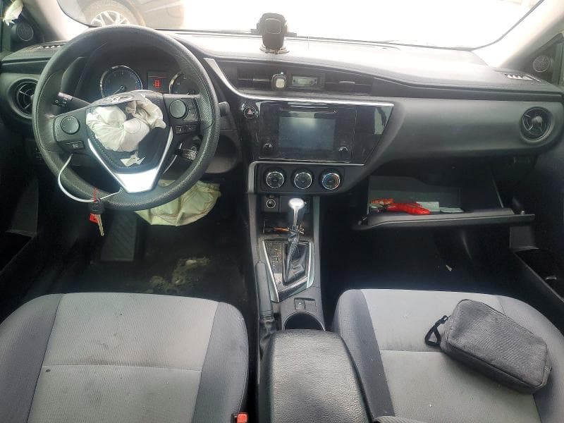 2019 TOYOTA COROLLA L 8