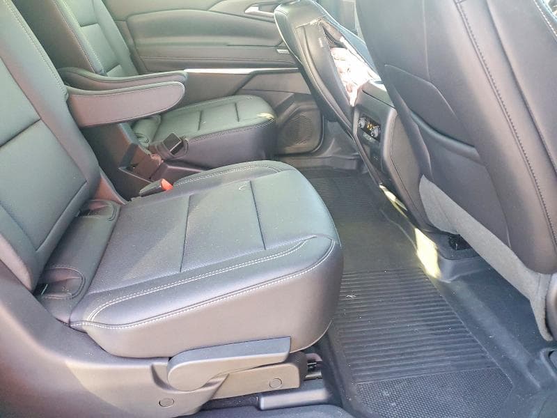 2025 CHEVROLET TRAVERSE LT 11