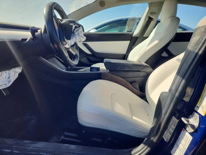 2018 TESLA MODEL 3 7