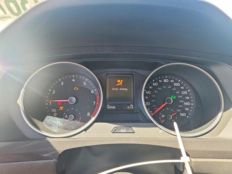 2021 VOLKSWAGEN TIGUAN SE 9