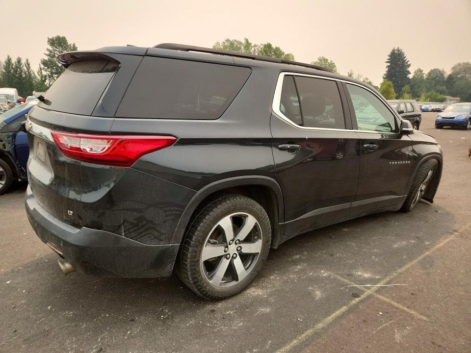 2020 CHEVROLET TRAVERSE LT 3