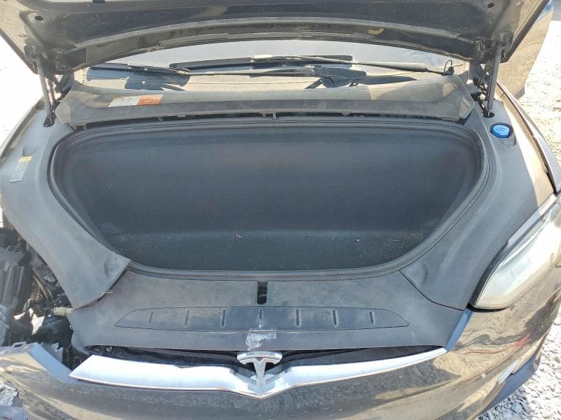 2017 TESLA MODEL X 12