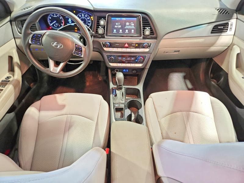 2018 HYUNDAI SONATA SE 8