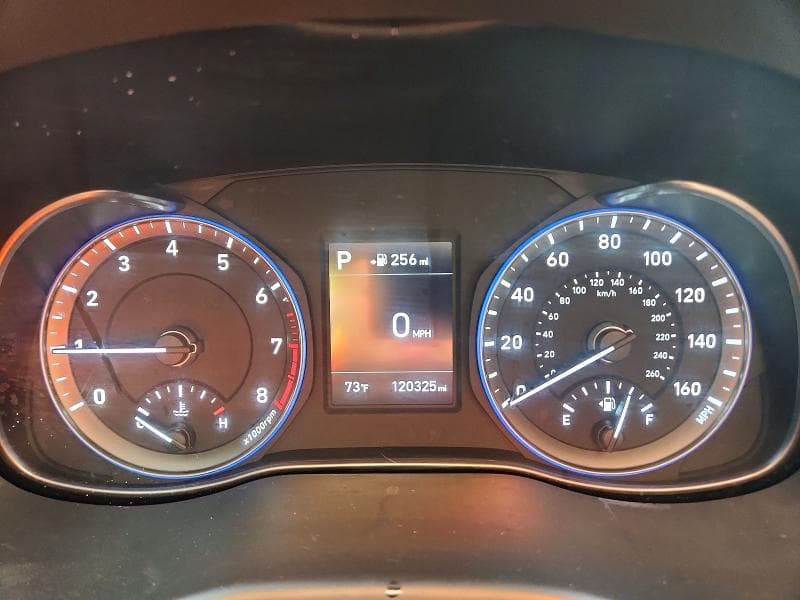 2018 HYUNDAI KONA LIMITED 9