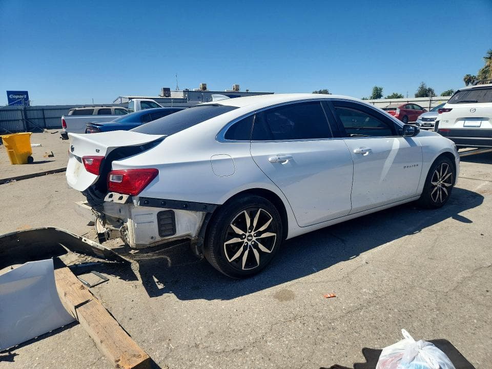 2017 CHEVROLET MALIBU LT 3