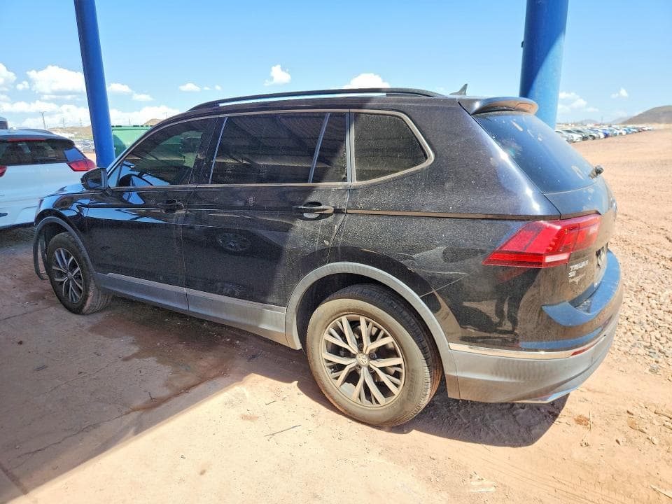 2018 VOLKSWAGEN TIGUAN SE 2