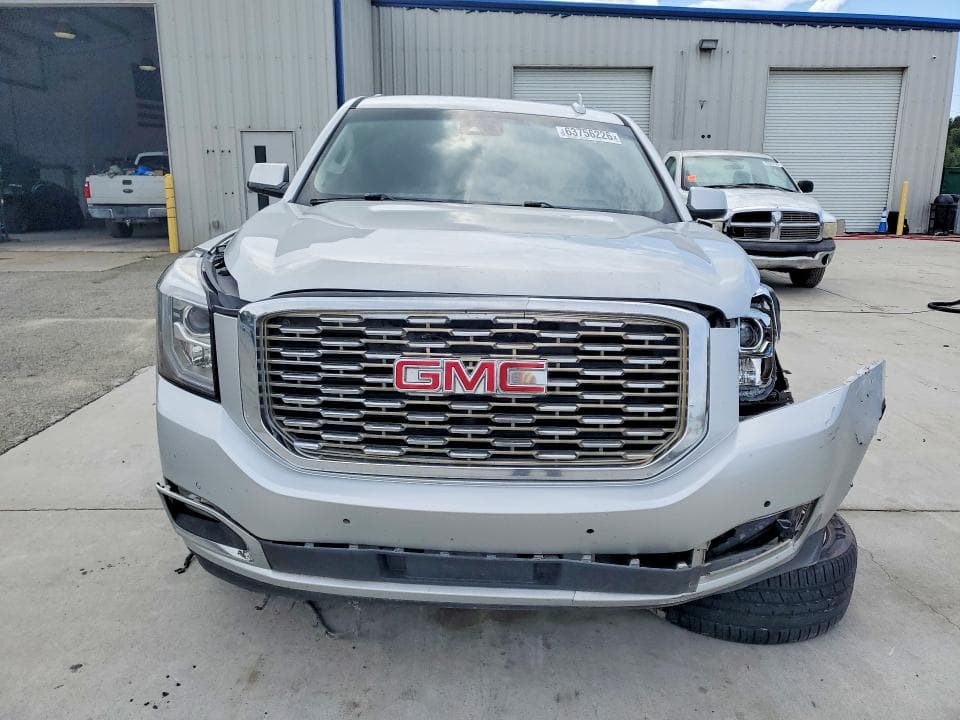 2018 GMC YUKON DENALI 5
