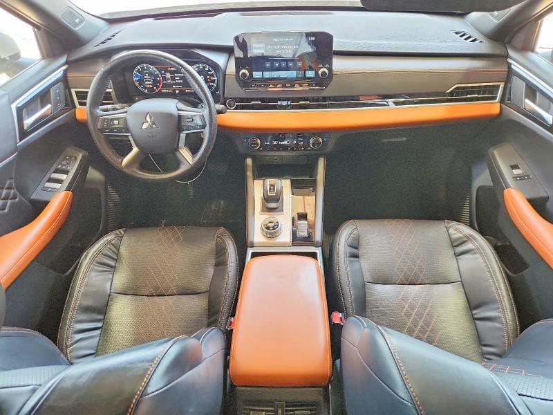 2023 MITSUBISHI OUTLANDER SEL 8