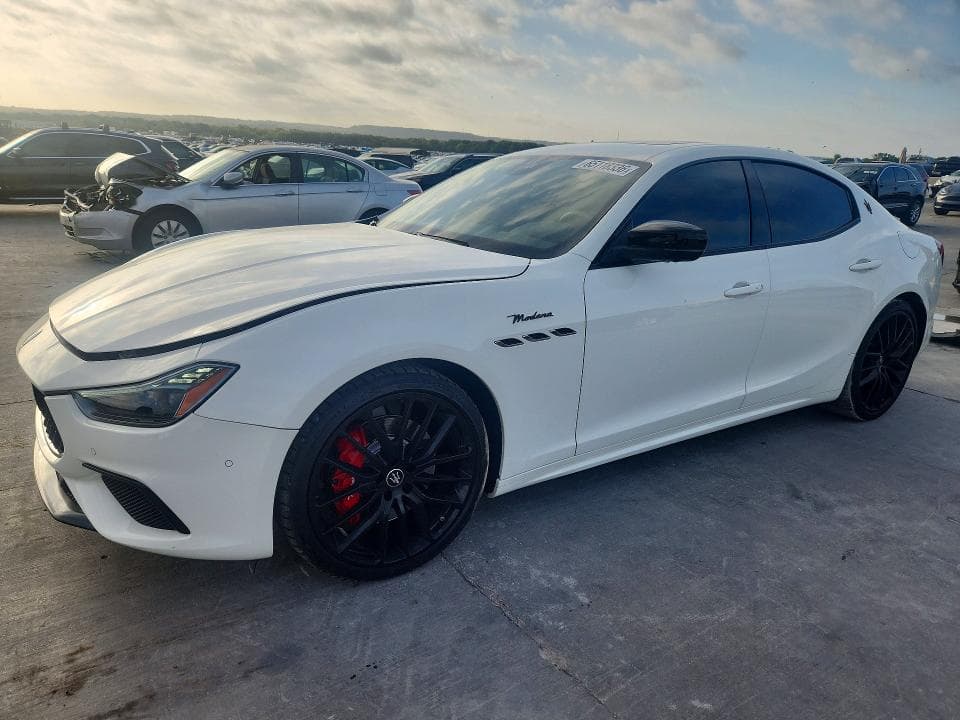 2023 MASERATI GHIBLI MODENA