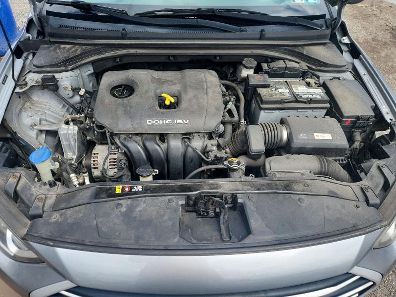 2017 HYUNDAI ELANTRA SE 11