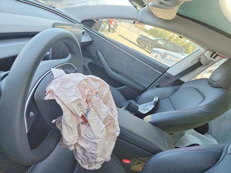 2024 TESLA MODEL 3 9