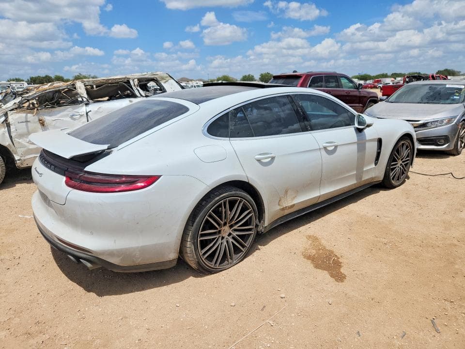 2018 PORSCHE PANAMERA 4S 3