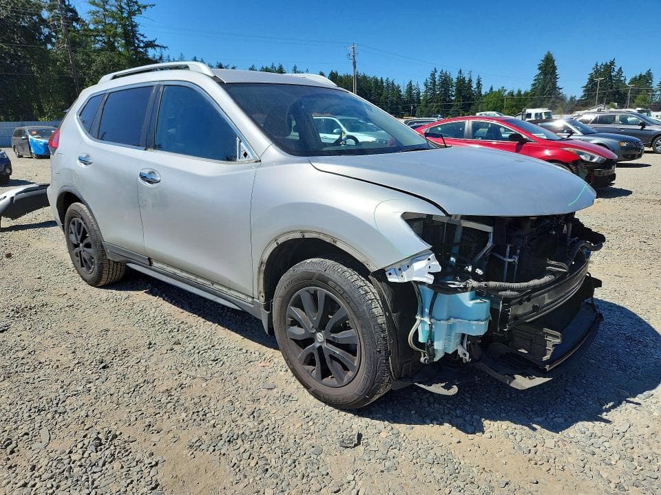 2017 NISSAN ROGUE SV 4