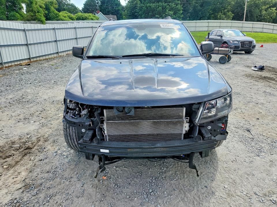 2020 DODGE JOURNEY SE 5