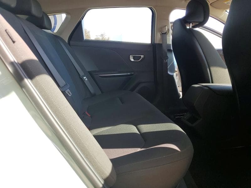 2026 KIA K4 LXS 10