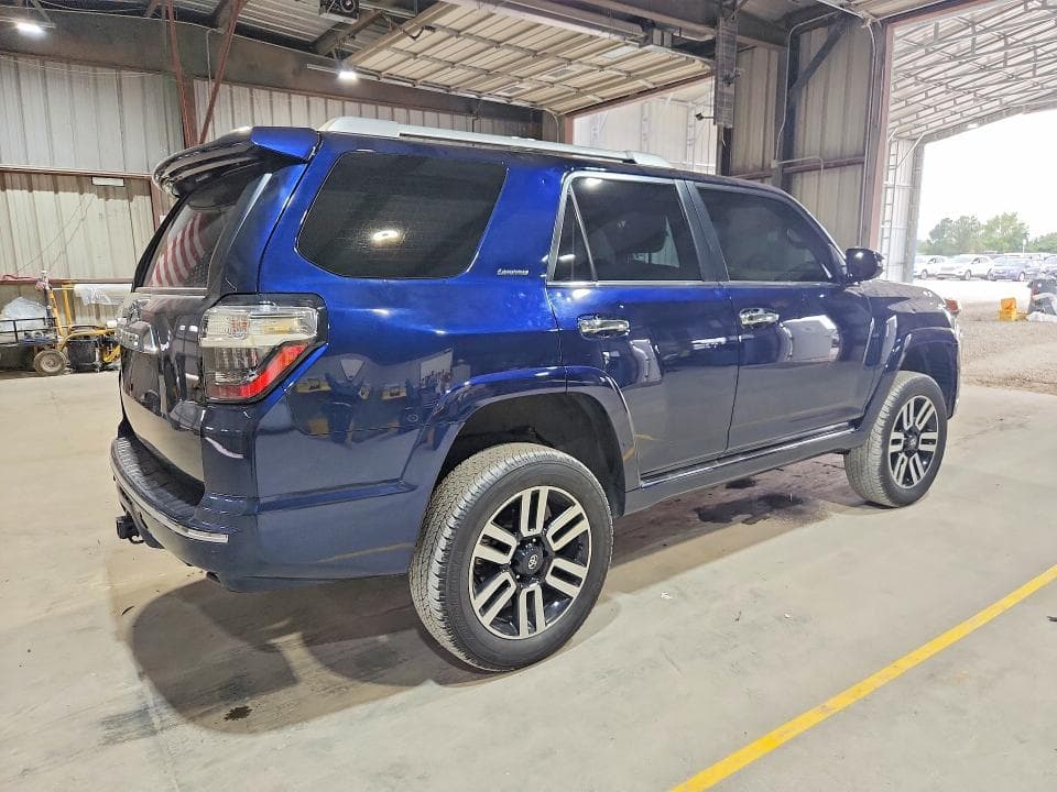 2022 TOYOTA 4RUNNER LIMITED 3
