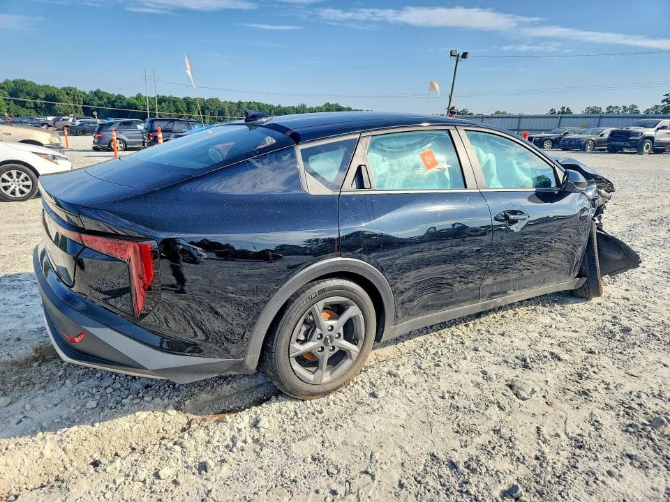 2025 KIA K4 LXS 3