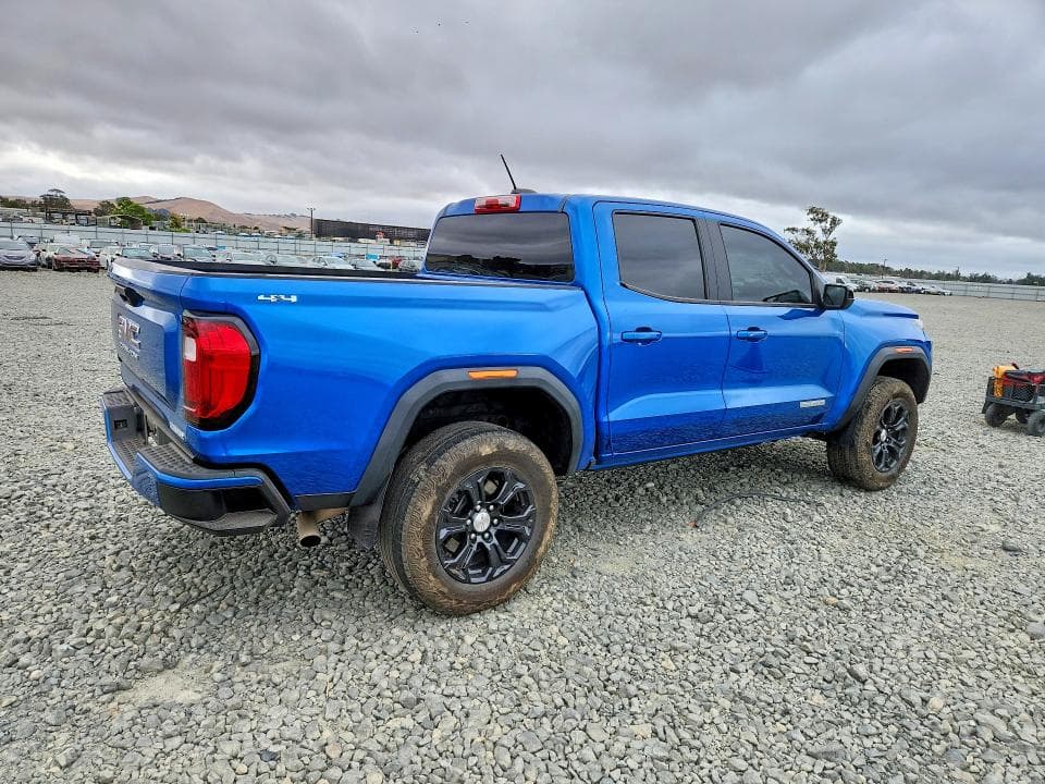 2023 GMC CANYON ELEVATION 3