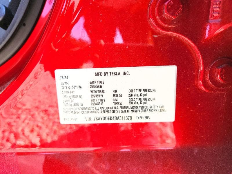 2024 TESLA MODEL Y 12
