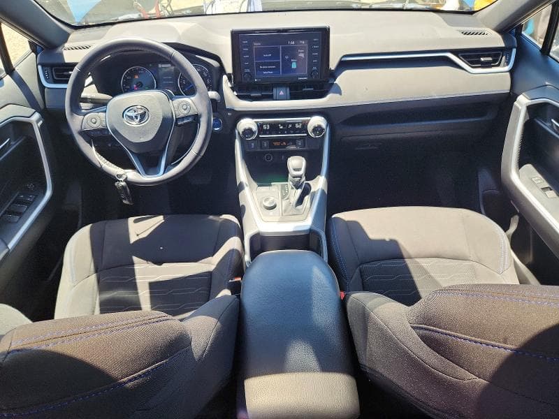 2022 TOYOTA RAV4 SE 8