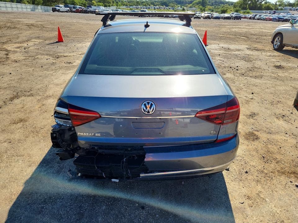 2017 VOLKSWAGEN PASSAT SE 6