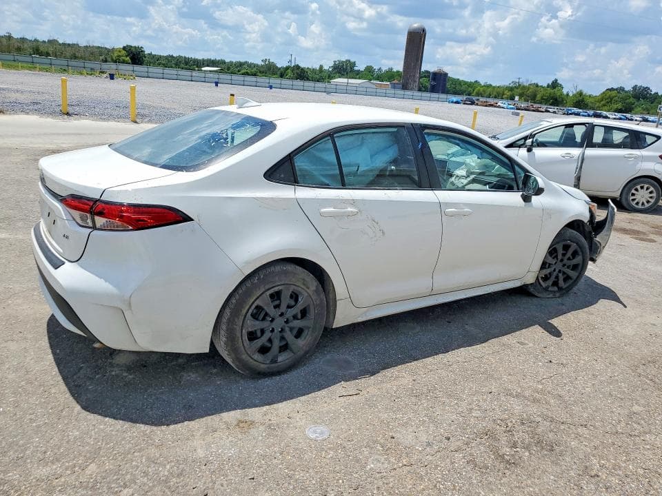 2021 TOYOTA COROLLA LE 3