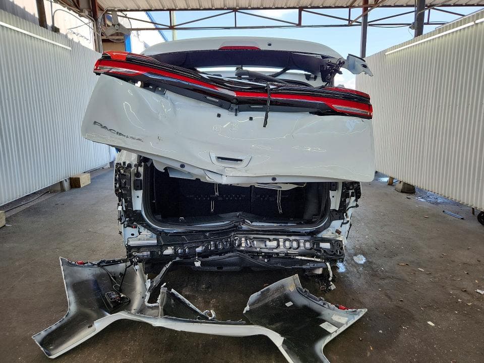 2027 CHRYSLER PACIFICA SELECT 6