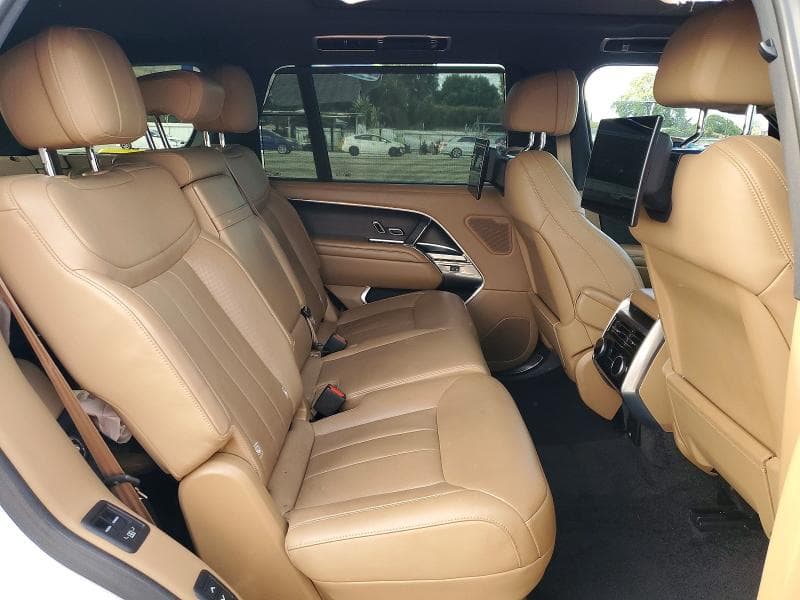 2024 LAND ROVER RANGE ROVER SE 11