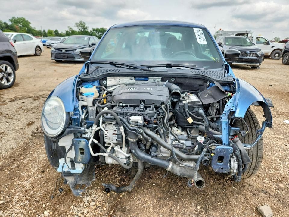 2017 VOLKSWAGEN BEETLE 1.8T 5
