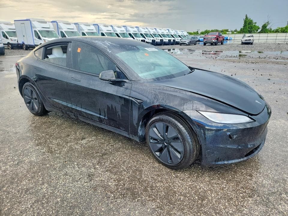 2025 TESLA MODEL 3 4