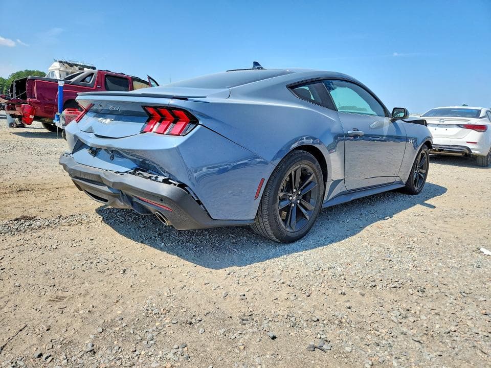 2025 FORD MUSTANG GT 3