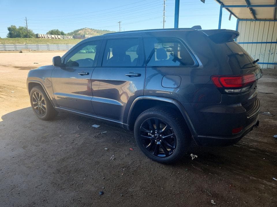 2017 JEEP GRAND CHEROKEE LAREDO 2