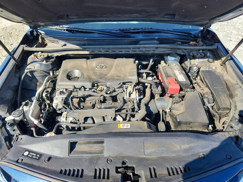 2019 TOYOTA CAMRY LE 11