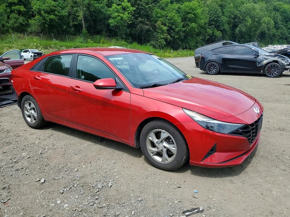 2021 HYUNDAI ELANTRA SE 4