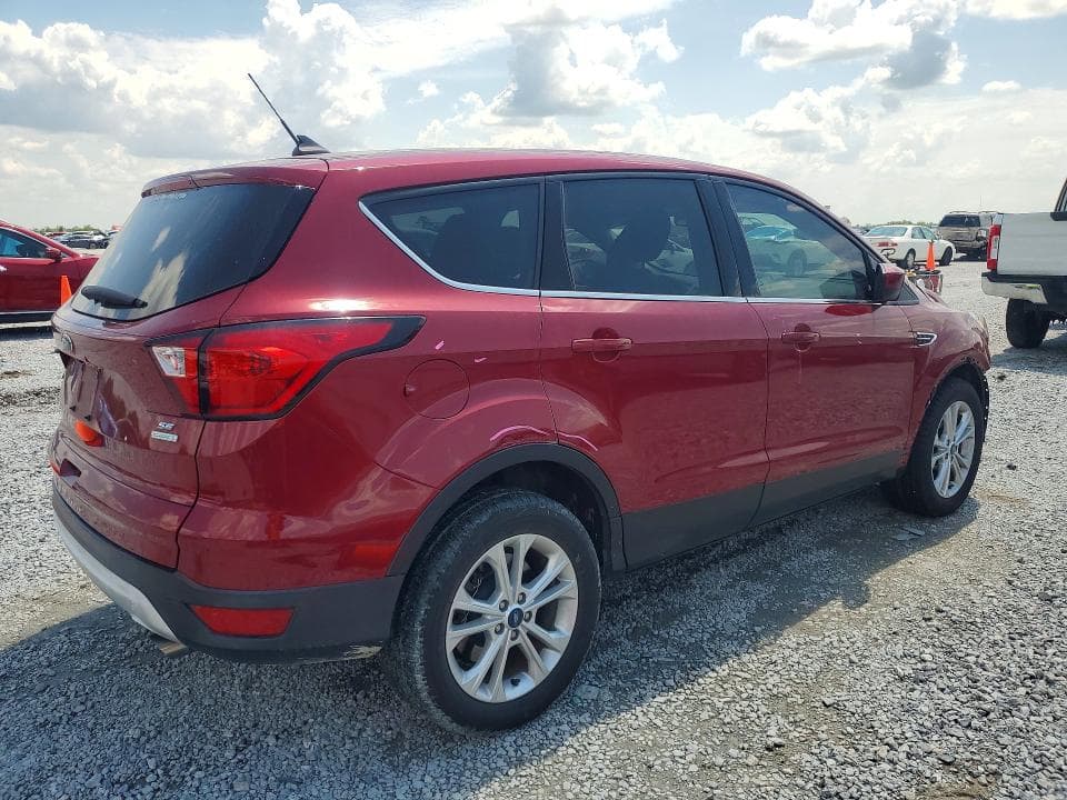 2019 FORD ESCAPE SE 3