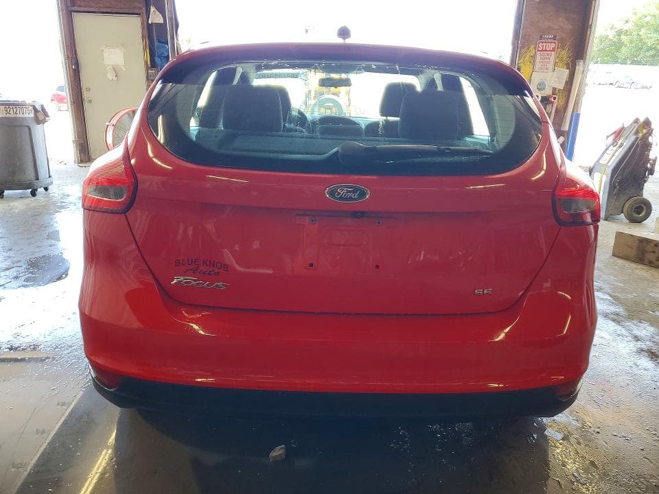 2017 FORD FOCUS SE 6