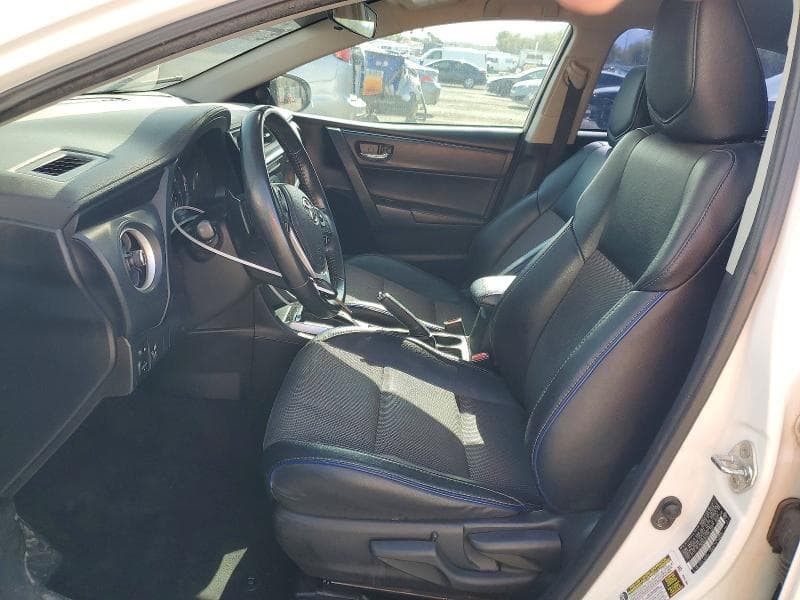 2017 TOYOTA COROLLA SE 7