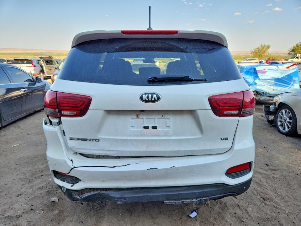2019 KIA SORENTO LX V6 6