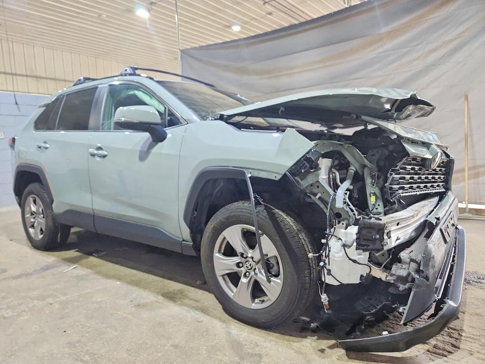 2023 TOYOTA RAV4 XLE 4
