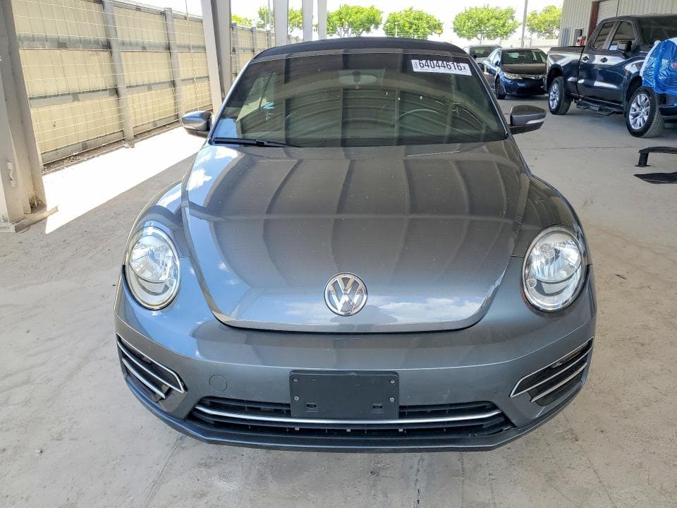2018 VOLKSWAGEN BEETLE S 5