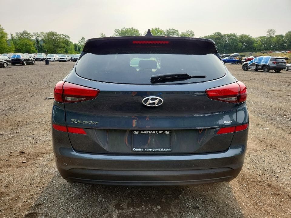 2021 HYUNDAI TUCSON SE 6