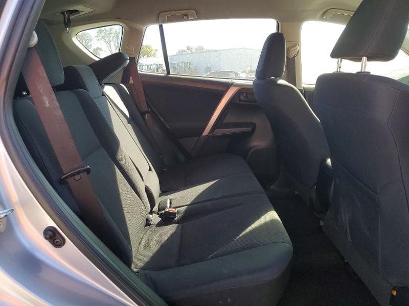2018 TOYOTA RAV4 LE 11