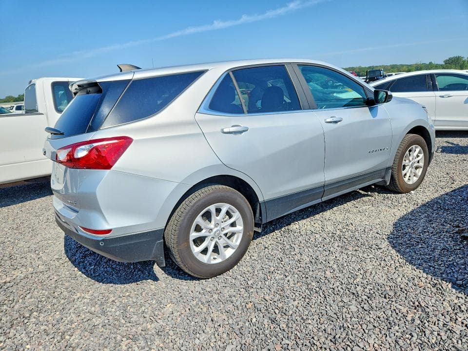 2021 CHEVROLET EQUINOX LT 3