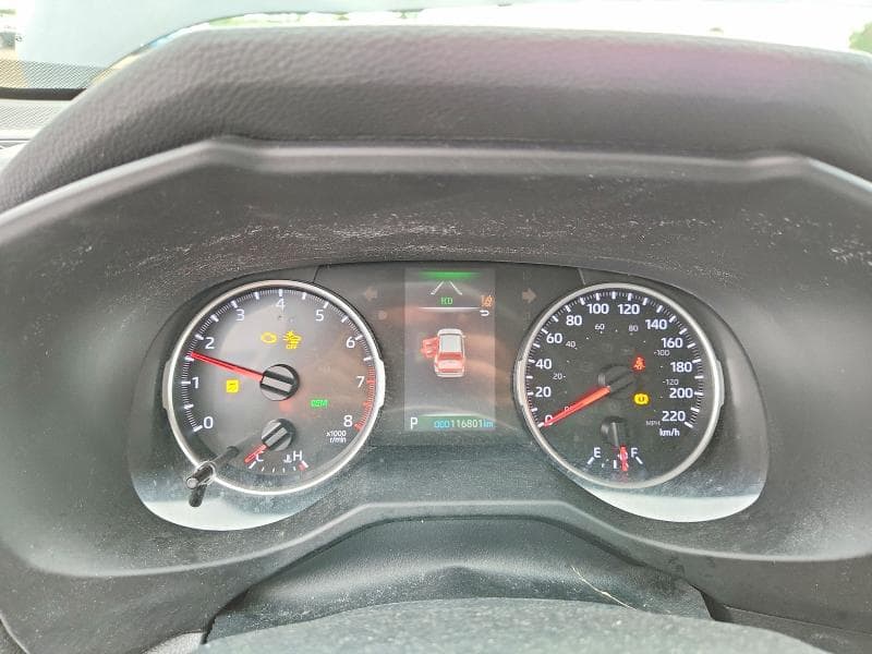 2020 TOYOTA RAV4 LE 9