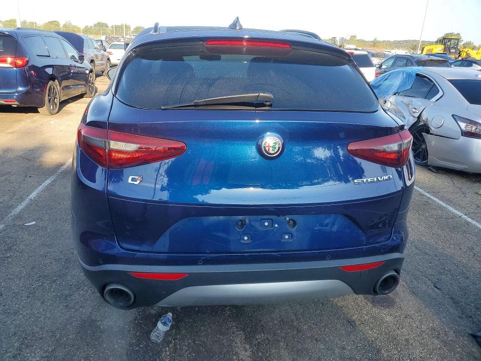 2018 ALFA ROMEO STELVIO SPORT 6