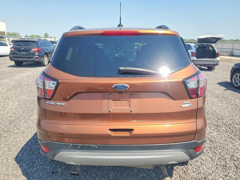 2017 FORD ESCAPE SE 6
