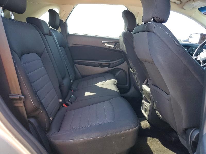 2017 FORD EDGE SE 11