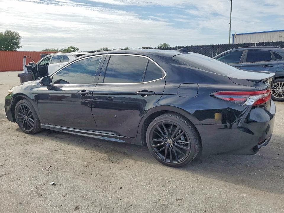 2024 TOYOTA CAMRY XSE 2